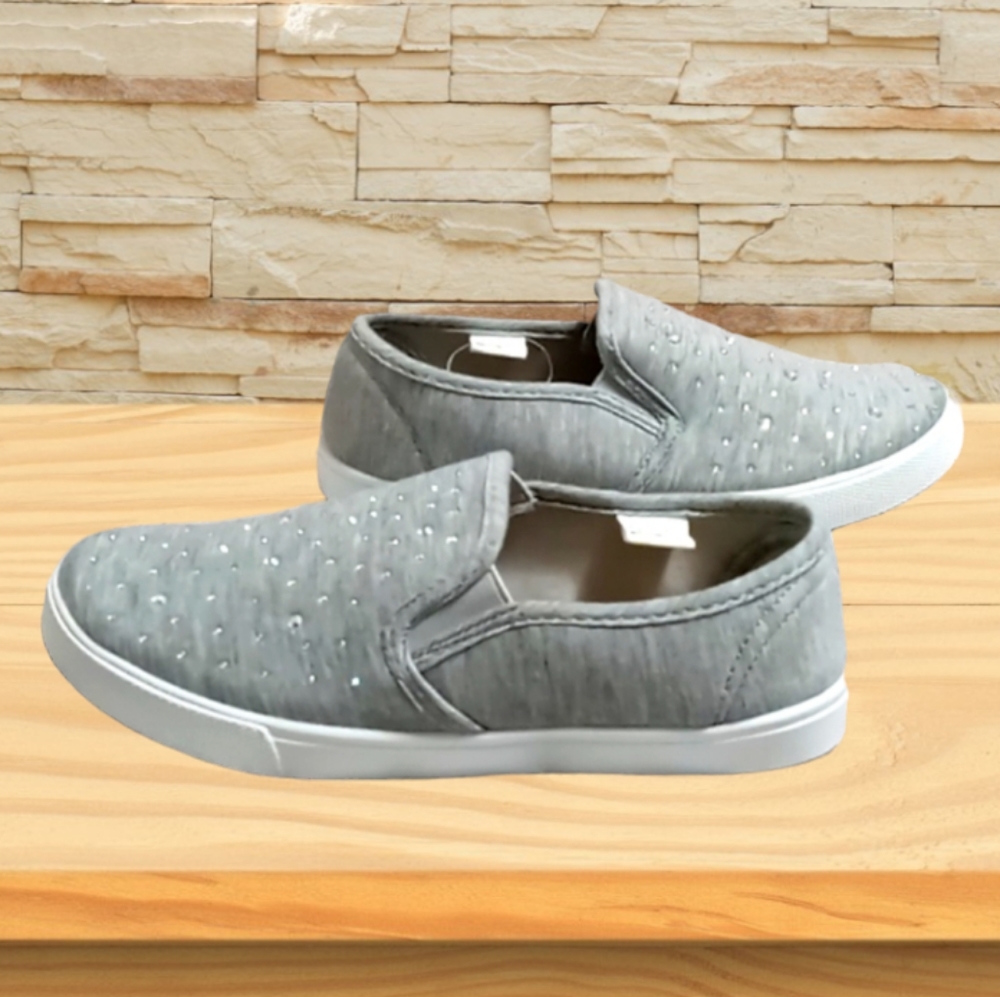NEW Kids rimestones slip on tennis shoes terry cloth size 3 gray - Picture 1 of 9